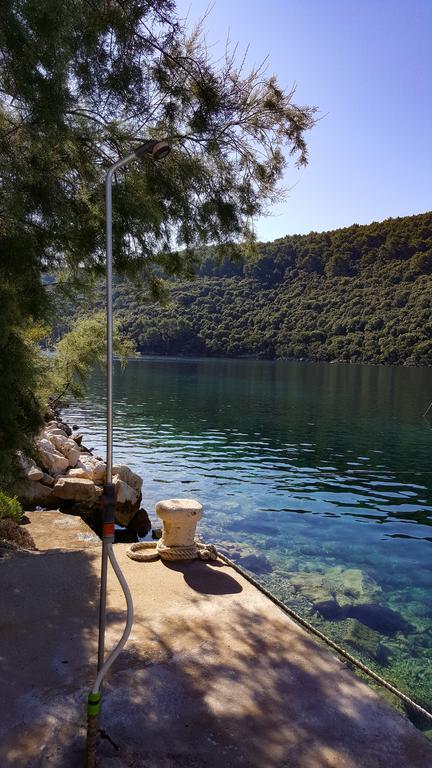 Apartments Livia Lastovo Екстер'єр фото
