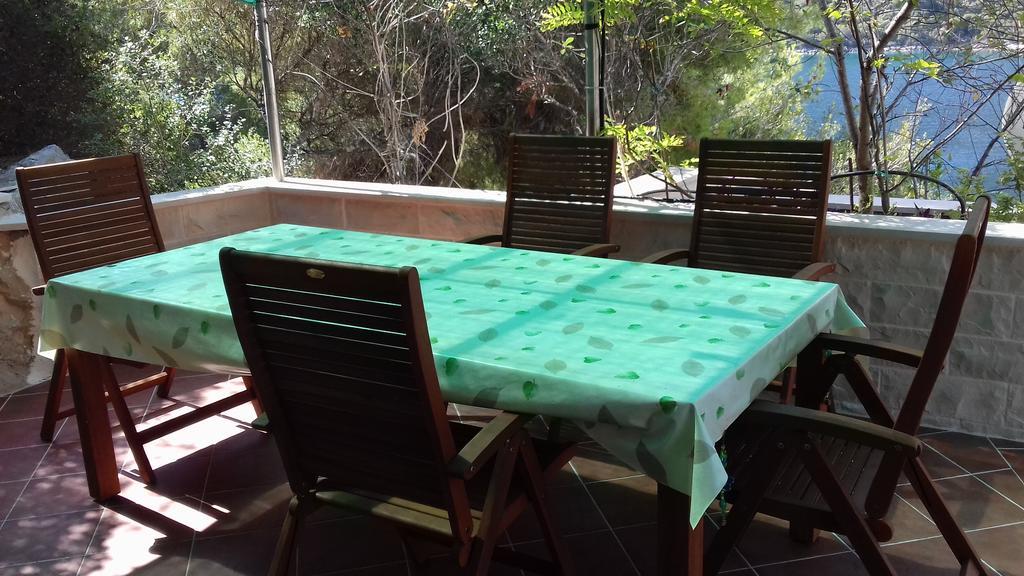 Apartments Livia Lastovo Екстер'єр фото